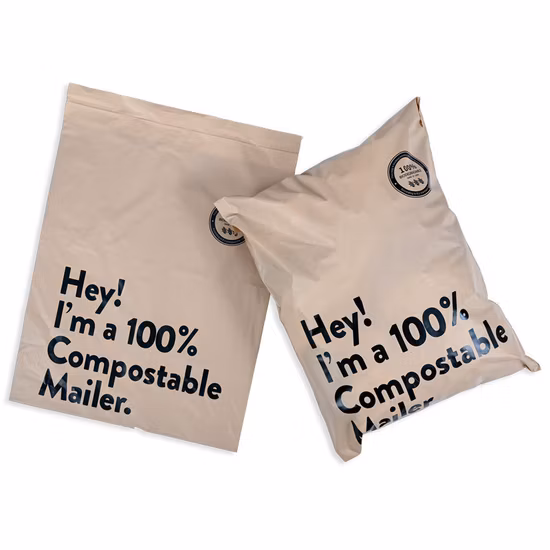 Logotipo compostável biodegradável impresso pequeno vestuário gratuito compostável personalizado preto poli plástico saco de transporte para vestuário Mailer embalagem PLA Pbat amido de milho
